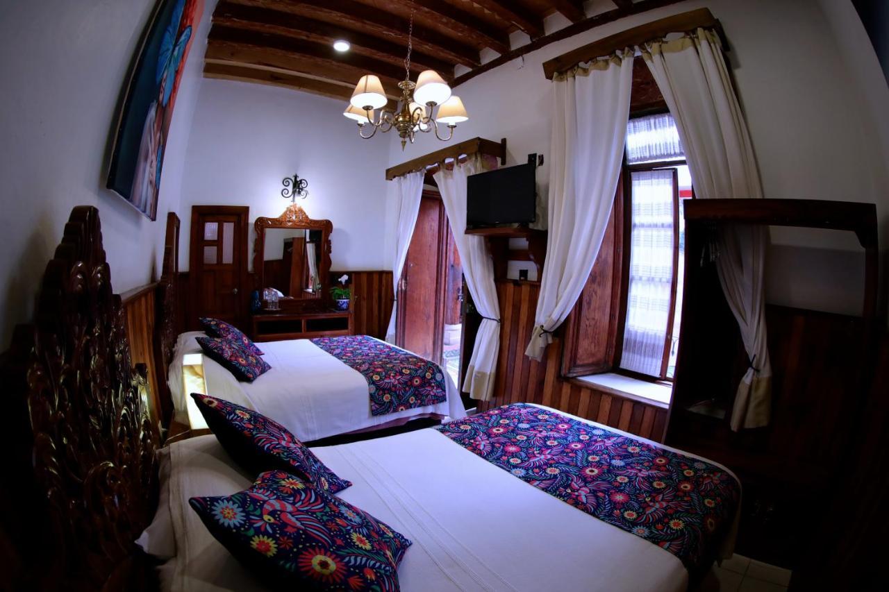 Hotel Casa Baez Pátzcuaro Kültér fotó