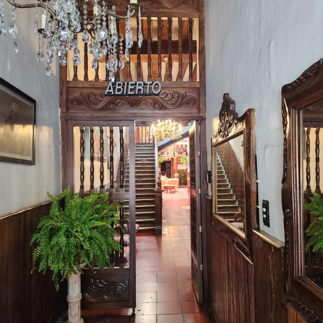 Hotel Casa Baez Pátzcuaro Kültér fotó