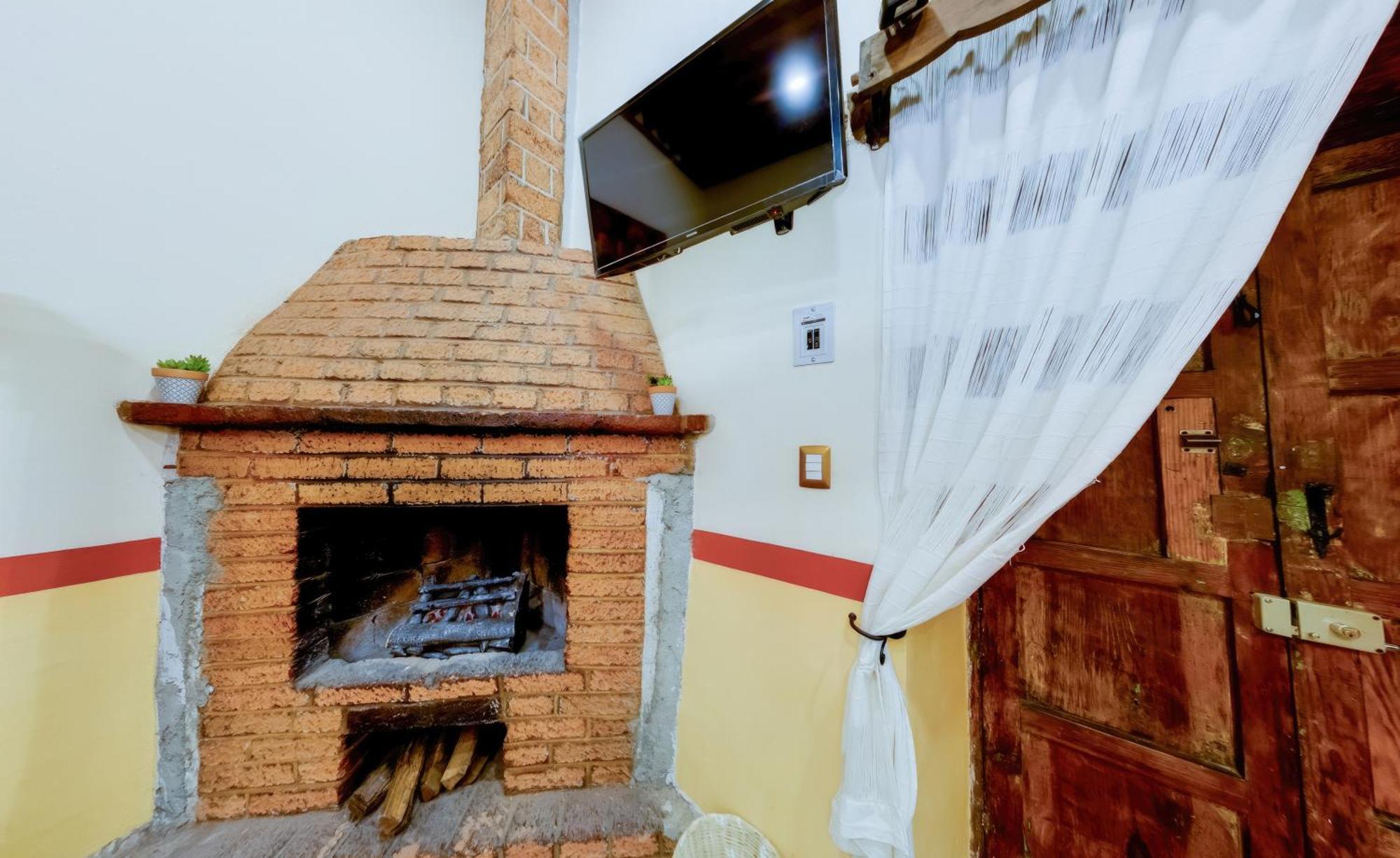 Hotel Casa Baez Pátzcuaro Kültér fotó
